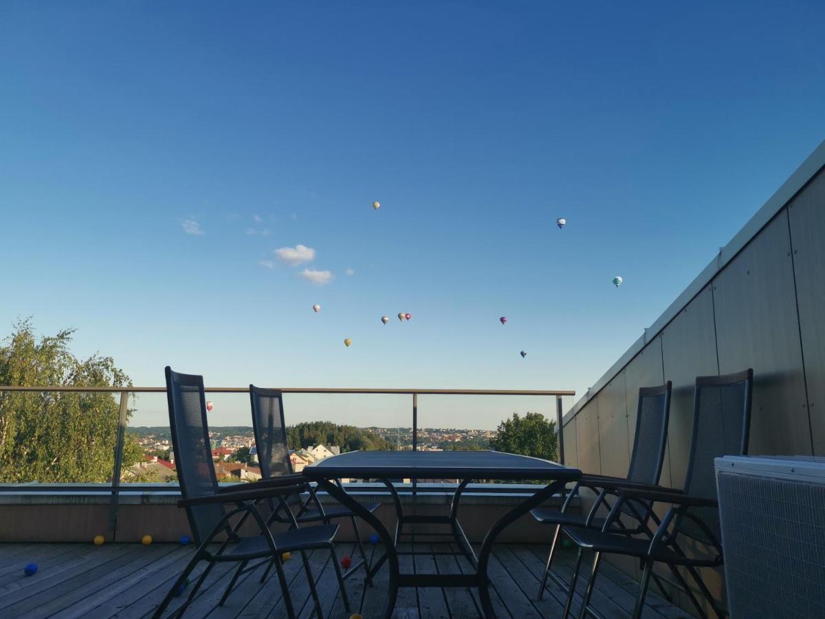 Luxury Penthouse With Large Terrace & Panoramic Old Town View Apartment Вилнюс Екстериор снимка